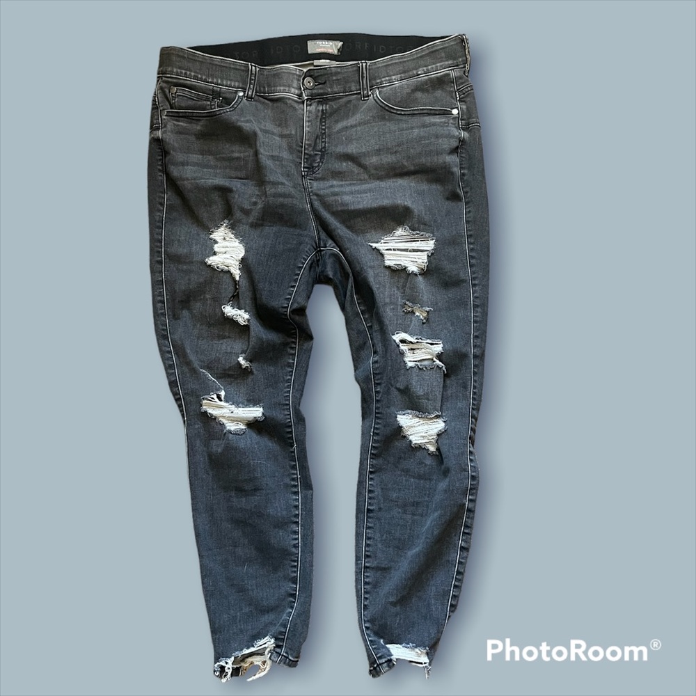 Distressed Torrid Bombshell Jeans